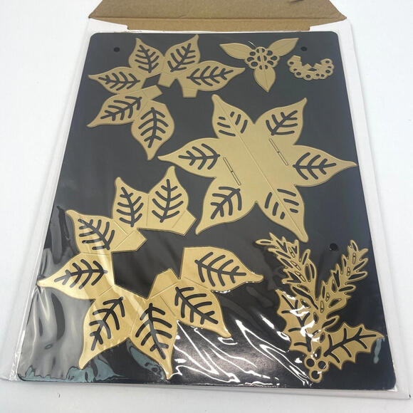 Anna Griffin Poinsettia Pop Up Dies Large Magnetic Mat AG-1003H Christmas Flower - Picture 2 of 9